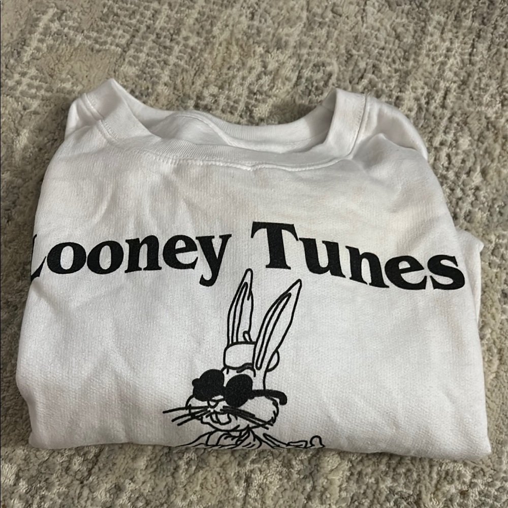 White Looney Tunes Graphic Sweatshirt
